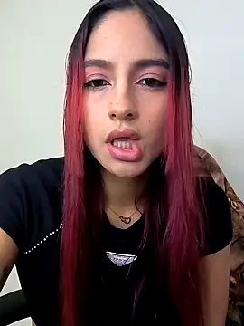 SofiCastro09  online show from 10-29-25, 09:27