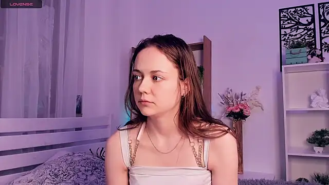 Snapshot of DarylPrescott chatting on 10-25-25, 09:42 DarylPrescott online show from 10-25-25, 09:42