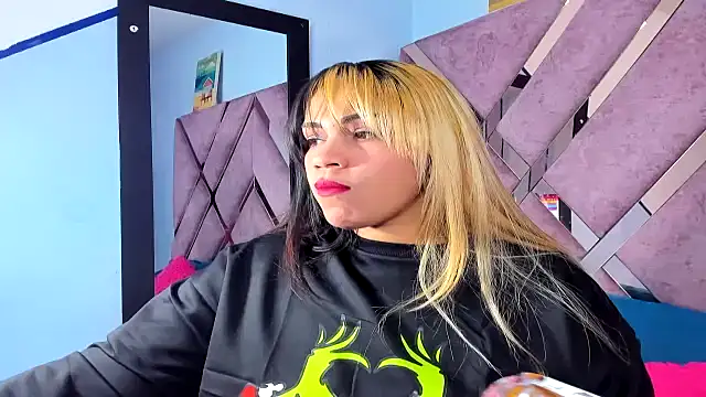 Faehlis  online show from 11-12-25, 04:02