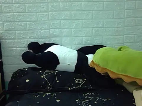 May2k2 online show from 02-28-26, 04:02