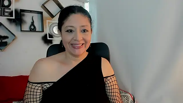 Snapshot of tatis_sofia chatting on 12-05-25, 01:09 tatis sofia online show from 12-05-25, 01:09