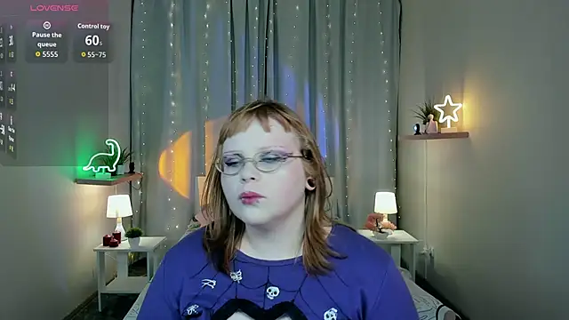 LottieReed online show from 10-31-25, 05:03