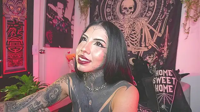 Dalia Vorhees online show from 05-27-26, 01:57