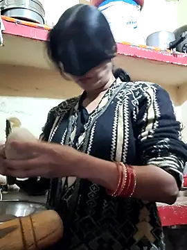 Snapshot of Pyaar_Ki_Pooja chatting on 11-14-25, 03:27 Pyaar Ki Pooja online show from 11-14-25, 03:27