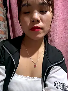 Snapshot of nachi-baby chatting on 10-30-25, 06:30 nachi-baby online show from 10-30-25, 06:30