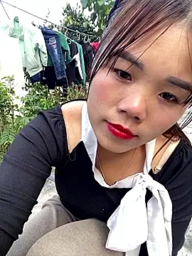 Snapshot of nachi-baby chatting on 11-21-25, 08:02 nachi-baby online show from 11-21-25, 08:02