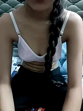 Amisha Lovely online show from 11-28-25, 05:54