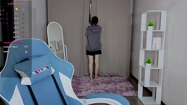 Ksarina online show from 11-15-25, 12:23