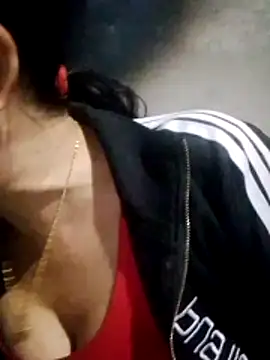 TRIEUTRIEU20 online show from 03-11-26, 03:01