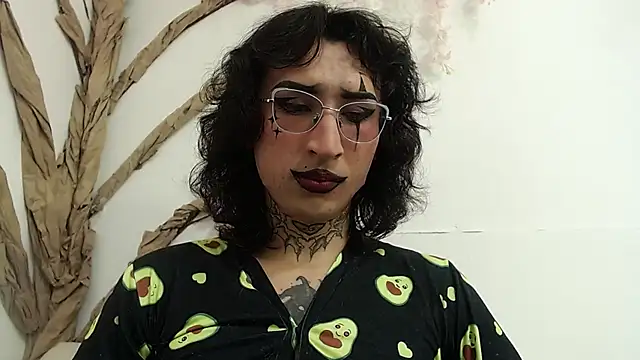 Sakura  Love  online show from 10-28-25, 06:21