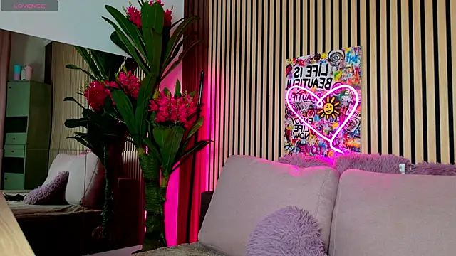 MirunaHaze online show from 04-14-26, 03:45