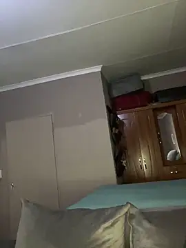 Snapshot of SweetCandy84 chatting on 11-07-25, 05:02 SweetCandy84 online show from 11-07-25, 05:02