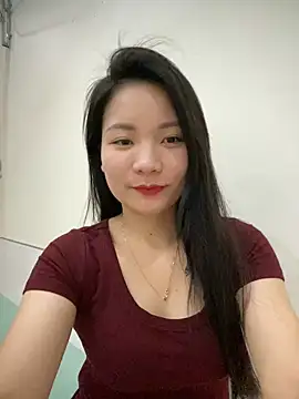 Bee Yellow00 online show from 03-06-26, 04:42