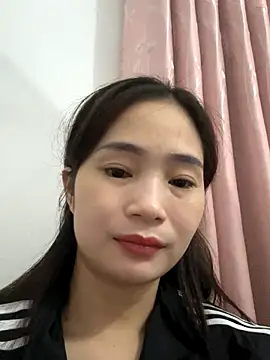 Snapshot of Pig_pig11 chatting on 11-14-25, 06:39 Pig pig11 online show from 11-14-25, 06:39