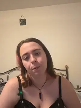 Latexaddictx  online show from 10-25-25, 07:08