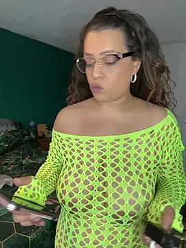 BubblesLovexox online show from 02-06-26, 03:26