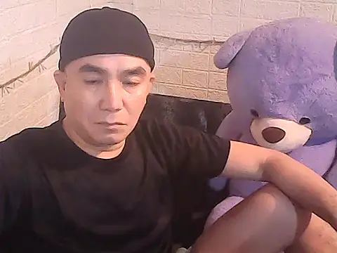 Snapshot of yourasiandesire69 chatting on 11-17-25, 09:15 yourasiandesire69 online show from 11-17-25, 09:15