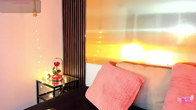 LunaaMorena online show from 12-14-25, 02:11