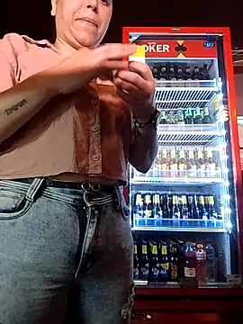 Caroline-17 online show from 12-18-25, 06:25