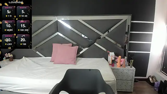 ScarlettParker online show from 11-13-25, 12:59