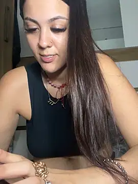 Snapshot of Lindagatha chatting on 03-28-26, 11:37 Lindagatha online show from 03-28-26, 11:37