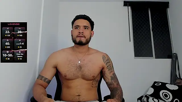 Snapshot of AUSTINN_TORRES chatting on 02-13-26, 01:34 AUSTINN TORRES online show from 02-13-26, 01:34