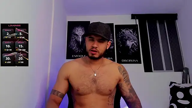 Snapshot of AUSTINN_TORRES chatting on 02-20-26, 12:18 AUSTINN TORRES online show from 02-20-26, 12:18