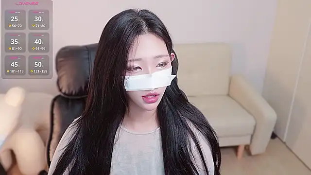 Milk Sola online show from 07-20-26, 01:13