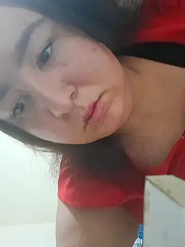 Snapshot of SaraCute_1 chatting on 12-16-25, 03:06 SaraCute 1 online show from 12-16-25, 03:06