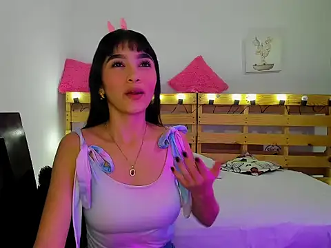 Snapshot of Melany_091 chatting on 10-29-25, 02:58 Melany 091 online show from 10-29-25, 02:58