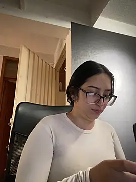 Kloe Novoa online show from 02-11-26, 01:27