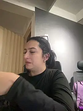 Kloe Novoa online show from 02-13-26, 01:29