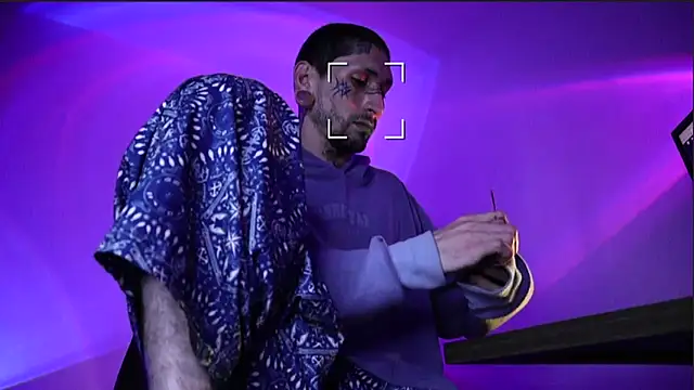 TokyoHatsumoto online show from 11-30-25, 09:57