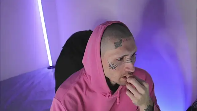 TokyoHatsumoto online show from 02-01-26, 11:03