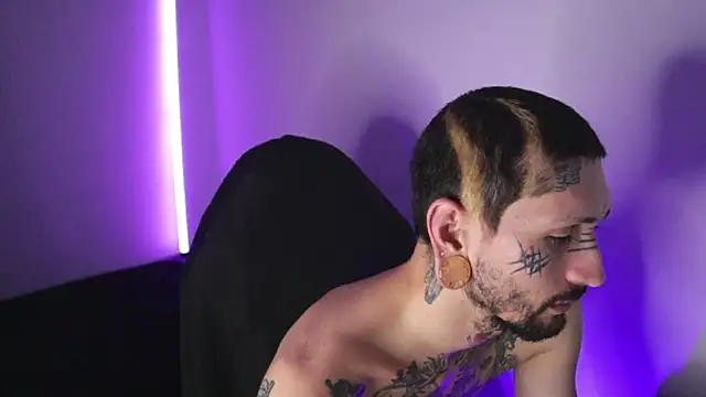 TokyoHatsumoto online show from 03-05-26, 01:01