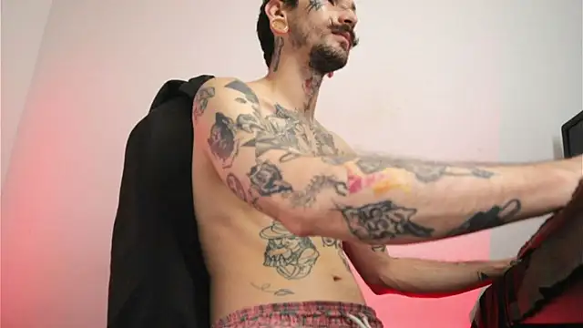 TokyoHatsumoto online show from 04-26-26, 09:01