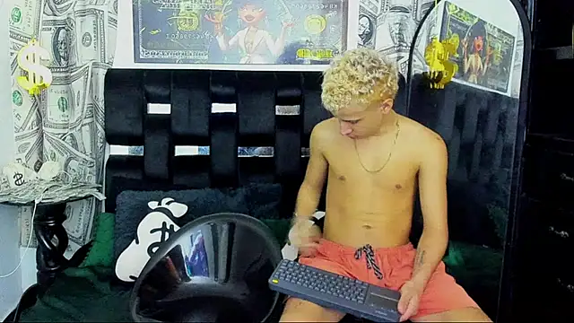 Horny Duo0 online show from 11-16-25, 03:23