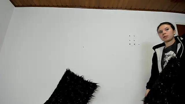 Snapshot of Vanessa_Martinz chatting on 11-07-25, 11:54 Vanessa Martinz online show from 11-07-25, 11:54