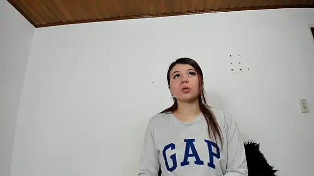 Snapshot of Vanessa_Martinz chatting on 11-13-25, 12:15 Vanessa Martinz online show from 11-13-25, 12:15