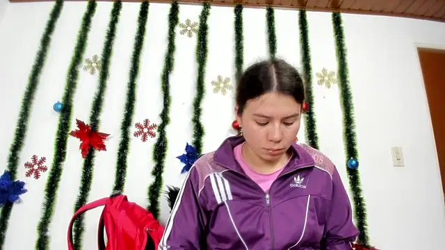 Snapshot of Vanessa_Martinz chatting on 11-26-25, 12:06 Vanessa Martinz online show from 11-26-25, 12:06