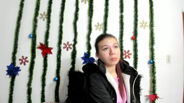 Snapshot of Vanessa_Martinz chatting on 12-01-25, 12:10 Vanessa Martinz online show from 12-01-25, 12:10