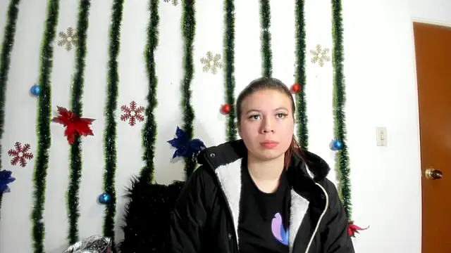 Snapshot of Vanessa_Martinz chatting on 12-02-25, 12:10 Vanessa Martinz online show from 12-02-25, 12:10