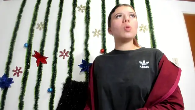 Snapshot of Vanessa_Martinz chatting on 12-05-25, 12:25 Vanessa Martinz online show from 12-05-25, 12:25