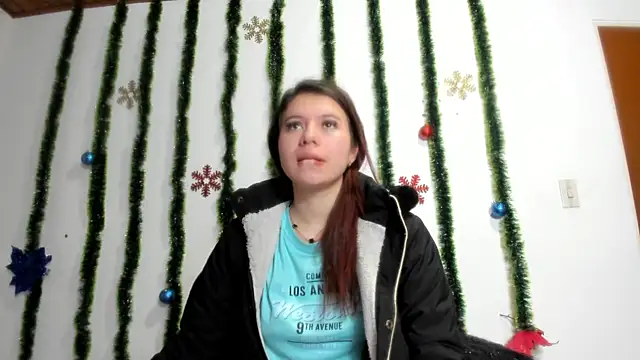 Snapshot of Vanessa_Martinz chatting on 12-14-25, 12:32 Vanessa Martinz online show from 12-14-25, 12:32