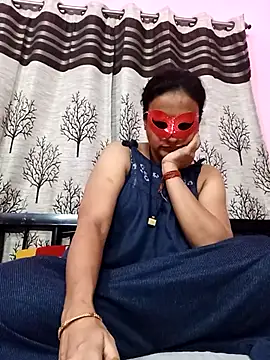 Hotty girl25 online show from 11-24-25, 11:21