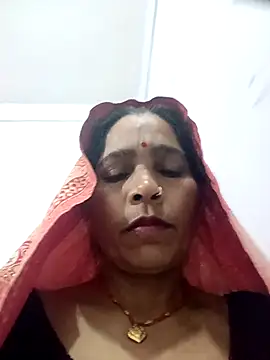 Indiangueen online show from 11-27-25, 08:44