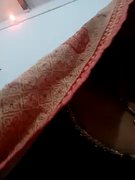 Indiangueen online show from 12-13-25, 08:58