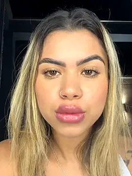 Alanna-foxx online show from 10-29-25, 12:13