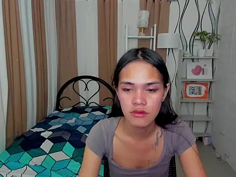 XxBigCockAliyahxX online show from 10-28-25, 08:11