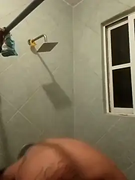 Ojitosbrrr online show from 11-30-25, 07:56